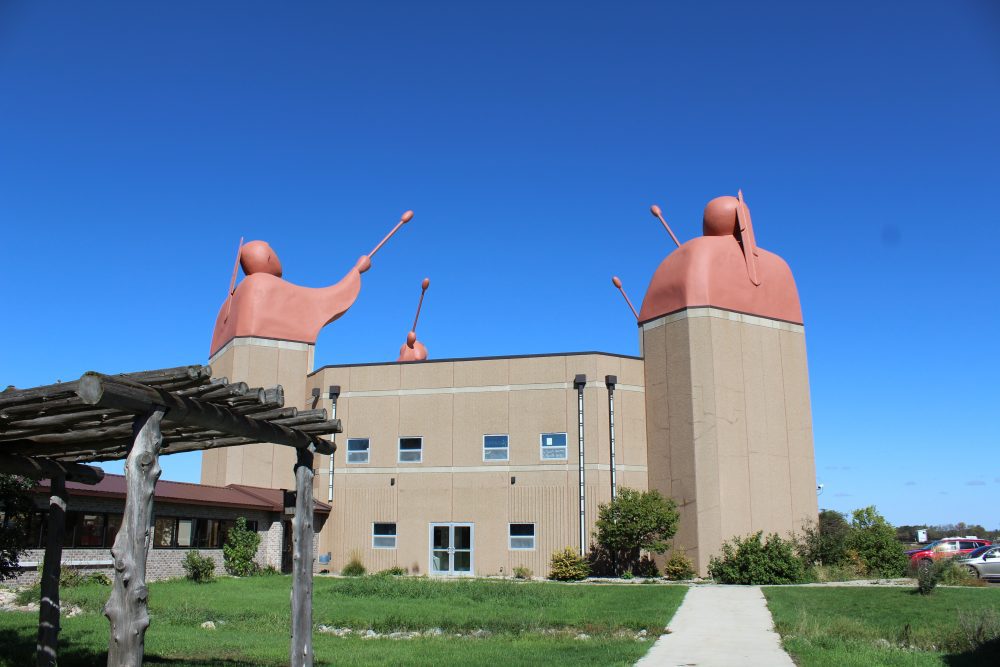 The exterior of Sisseton Wahpeton College.